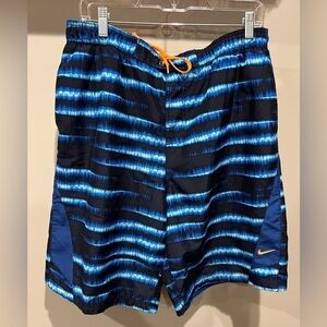Men’s Nike Elastic Tie Waist Swimsuit Size Large Navy and Blues